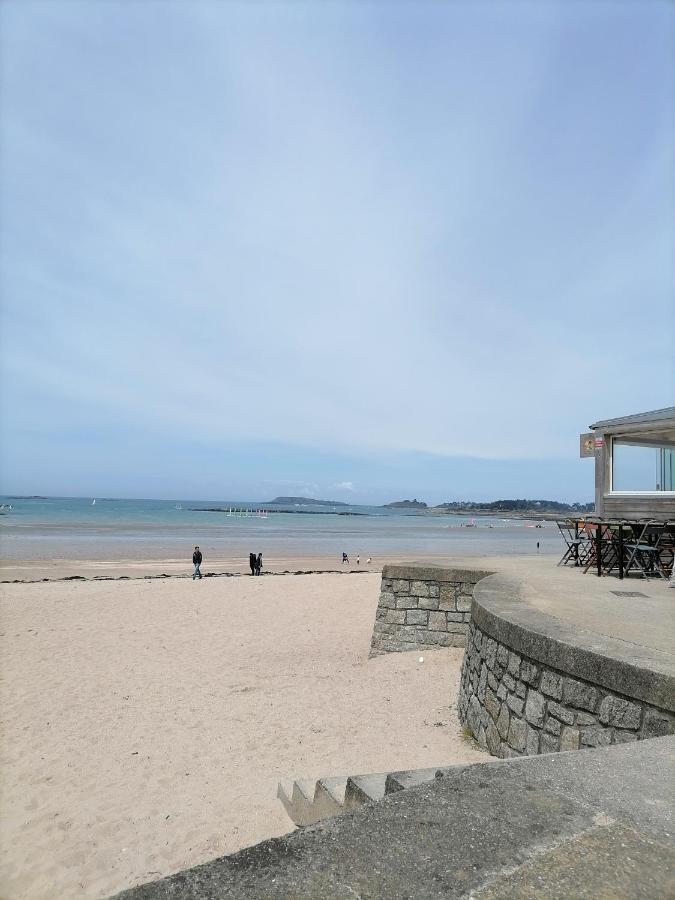 Maison Familiale Proche De La Mer Lancieux Esterno foto